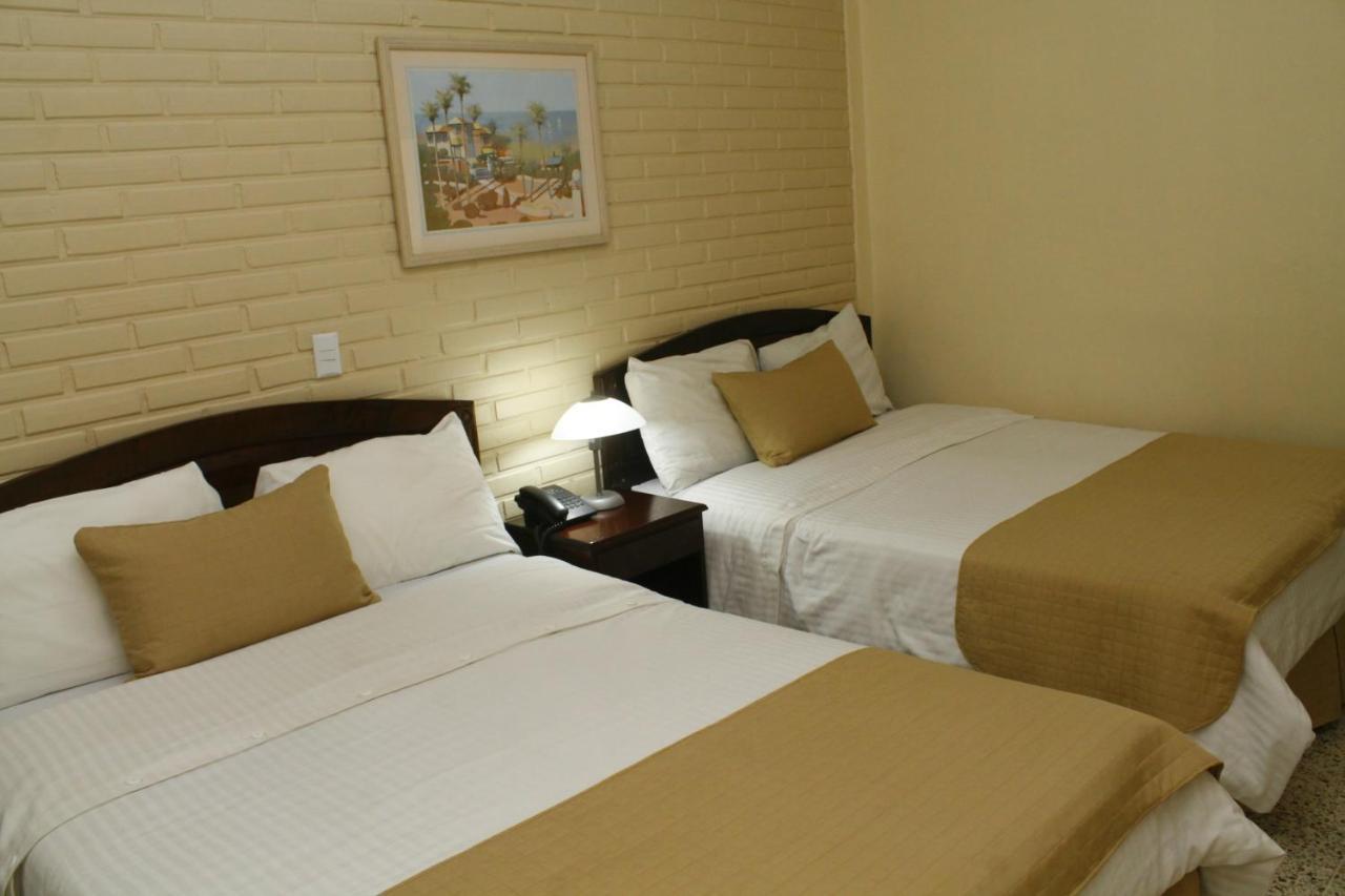 Hotel Mac Arthur テグシガルパ エクステリア 写真