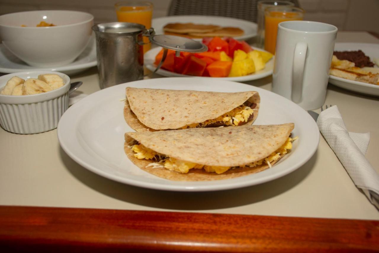 Hotel Mac Arthur テグシガルパ エクステリア 写真