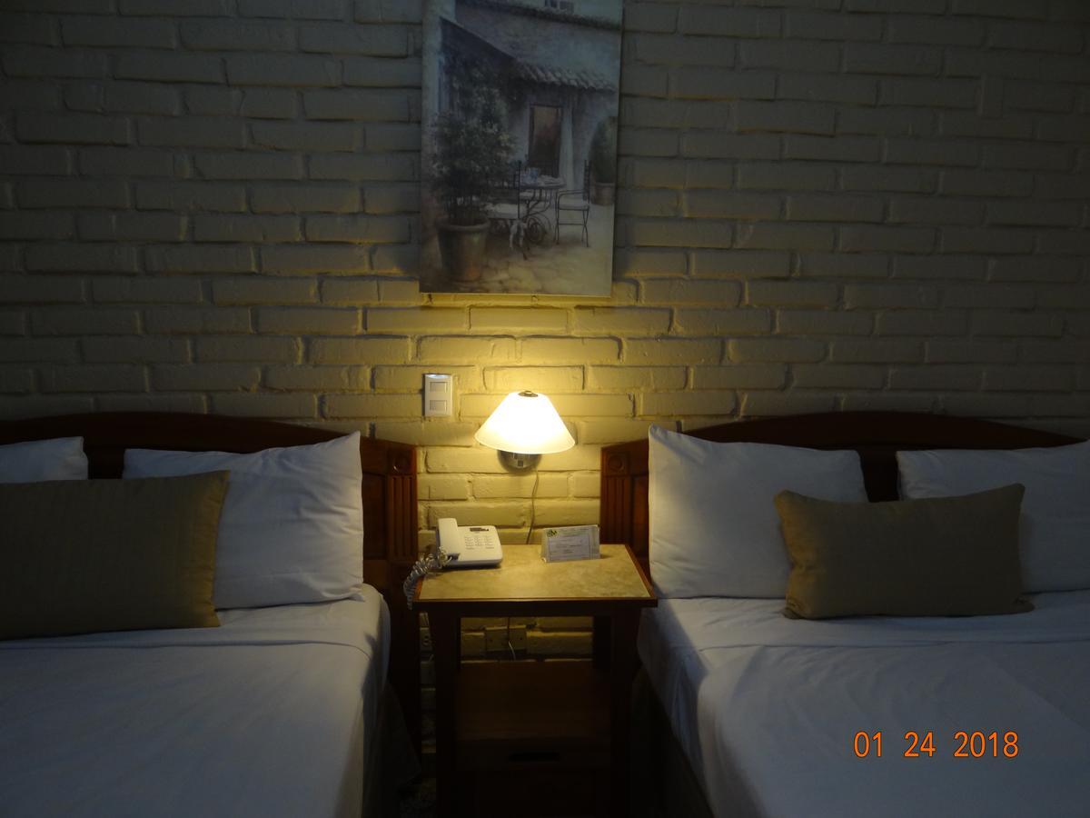 Hotel Mac Arthur テグシガルパ エクステリア 写真